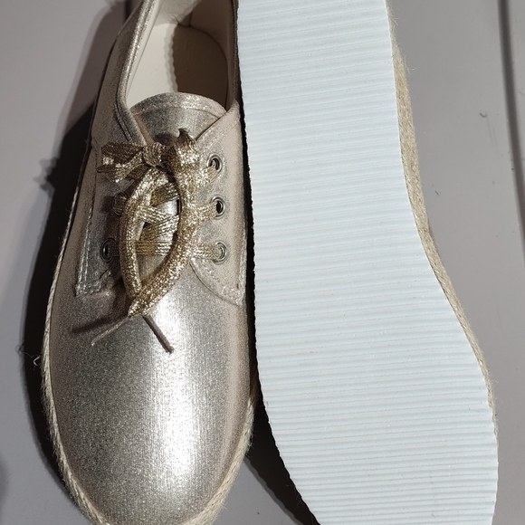 Metallic Pale Gold Platform Sneakers - Picture 7 of 7